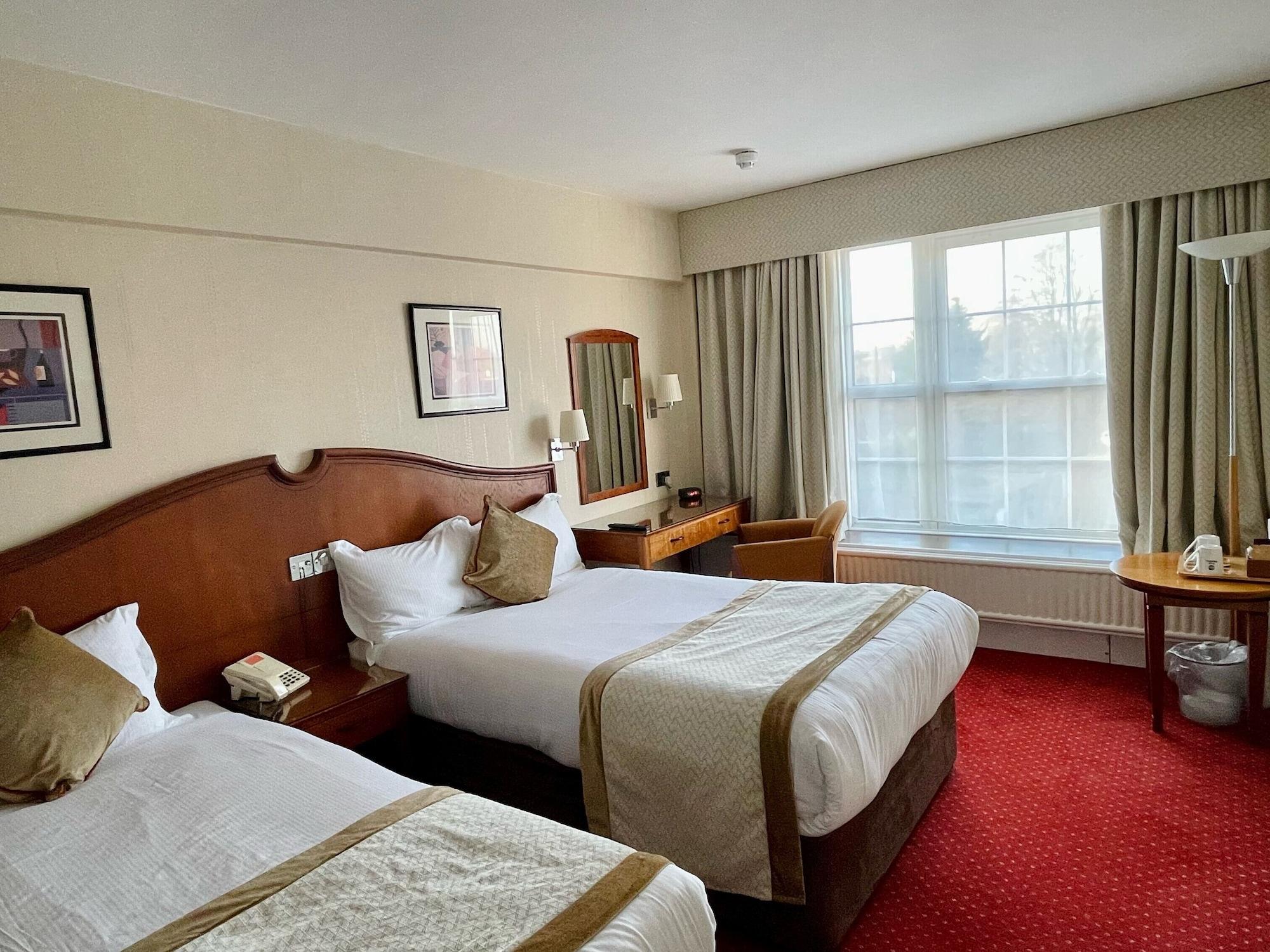 Best Western Homestead Court Hotel Welwyn Garden City Eksteriør bilde