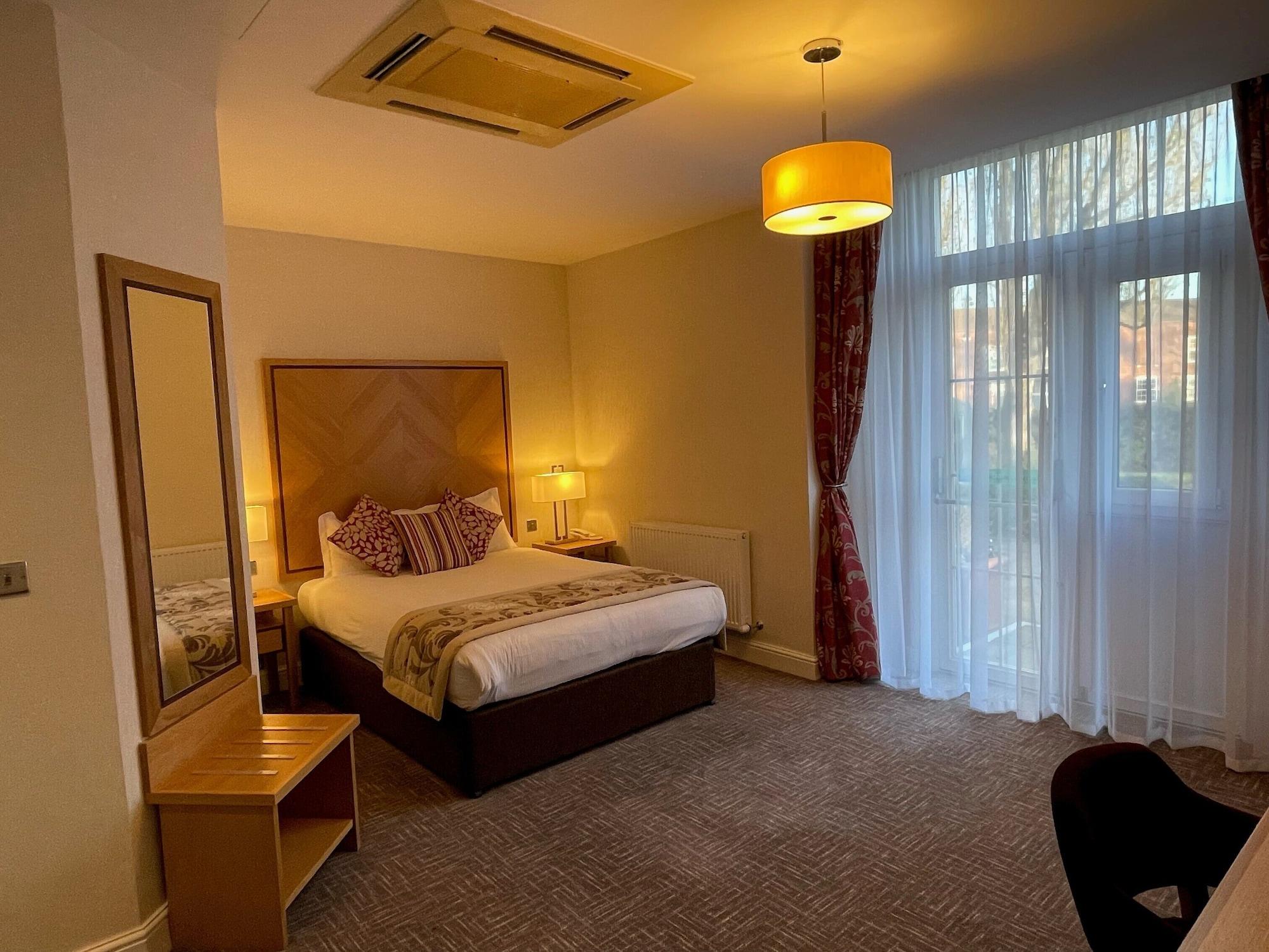 Best Western Homestead Court Hotel Welwyn Garden City Eksteriør bilde