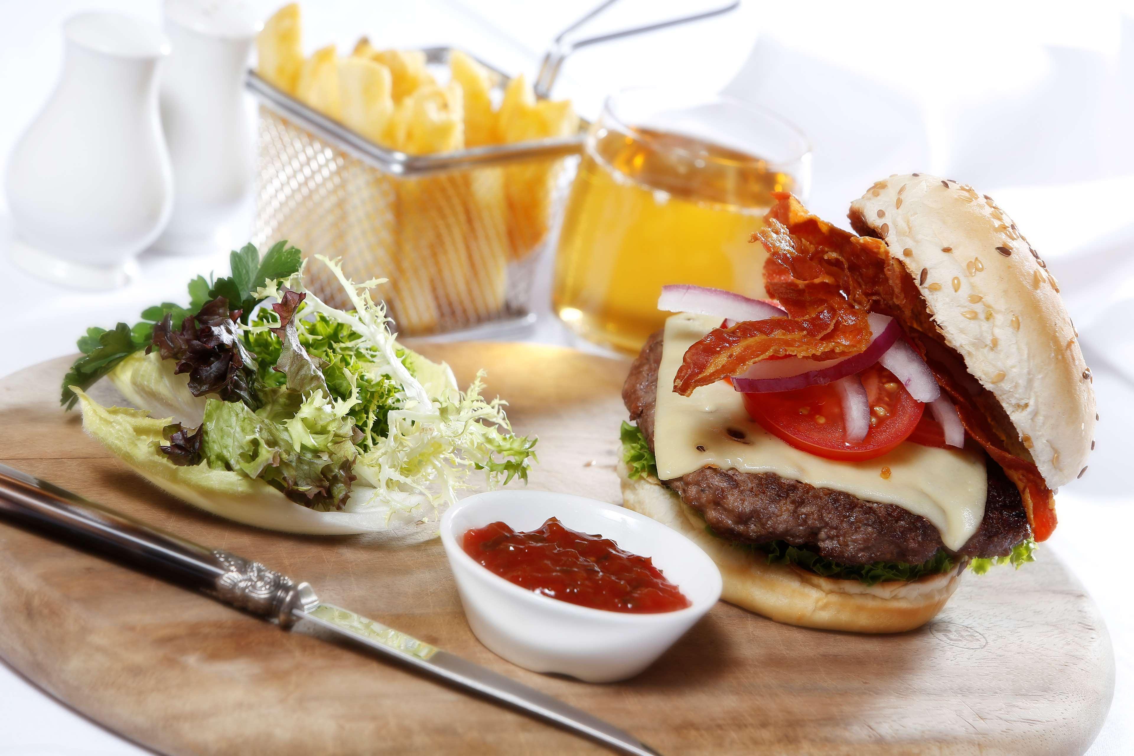 Best Western Homestead Court Hotel Welwyn Garden City Eksteriør bilde