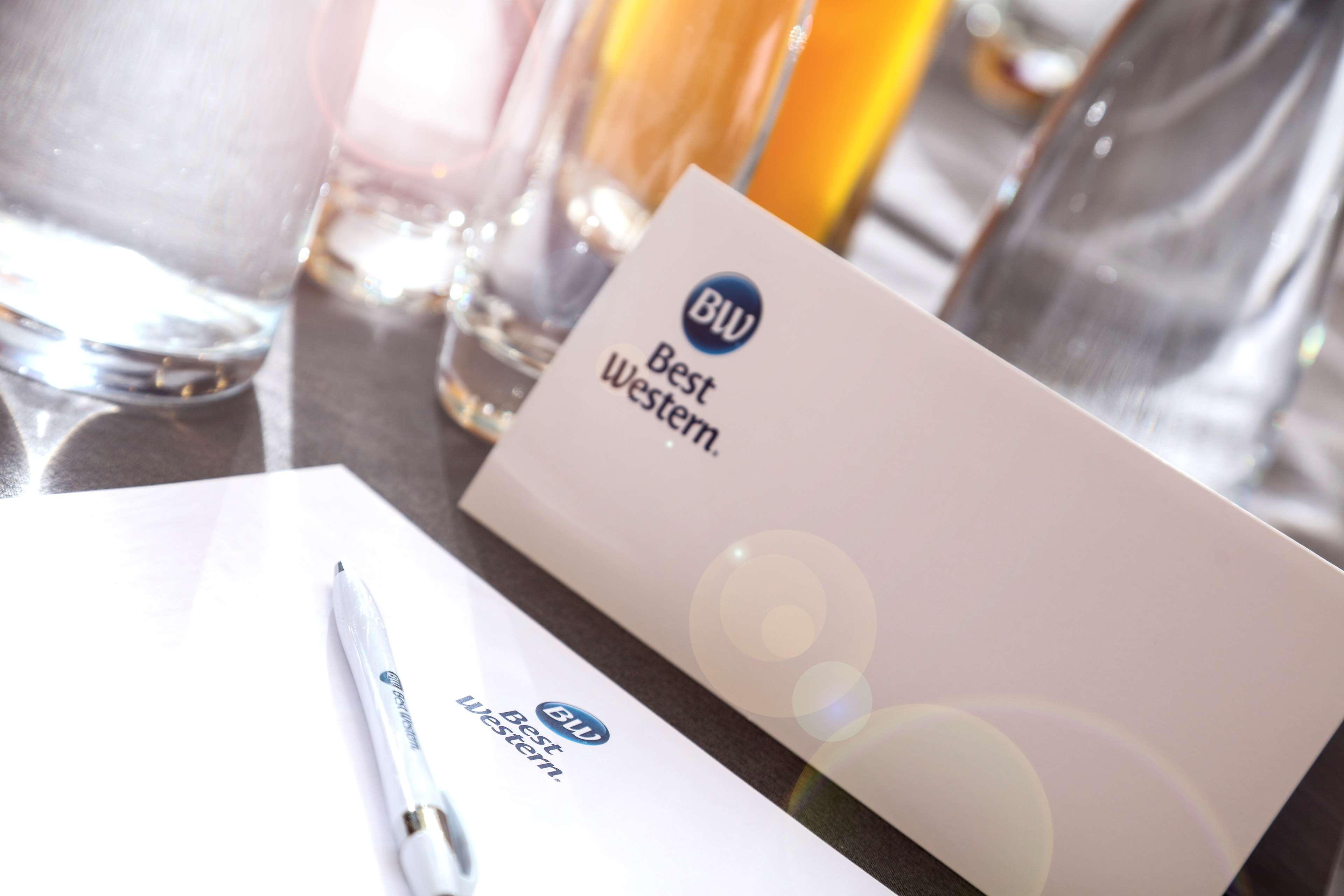 Best Western Homestead Court Hotel Welwyn Garden City Eksteriør bilde