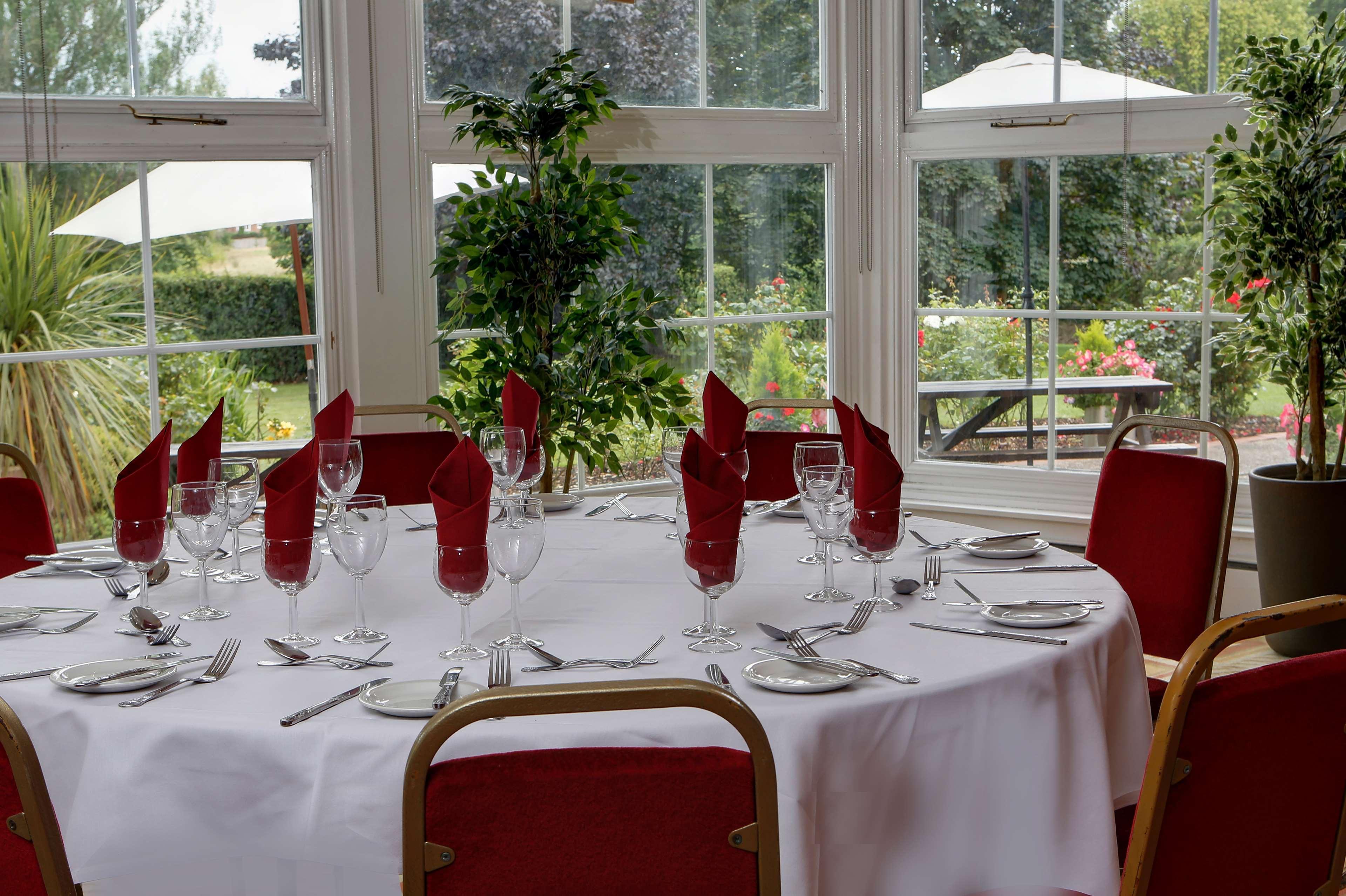 Best Western Homestead Court Hotel Welwyn Garden City Eksteriør bilde