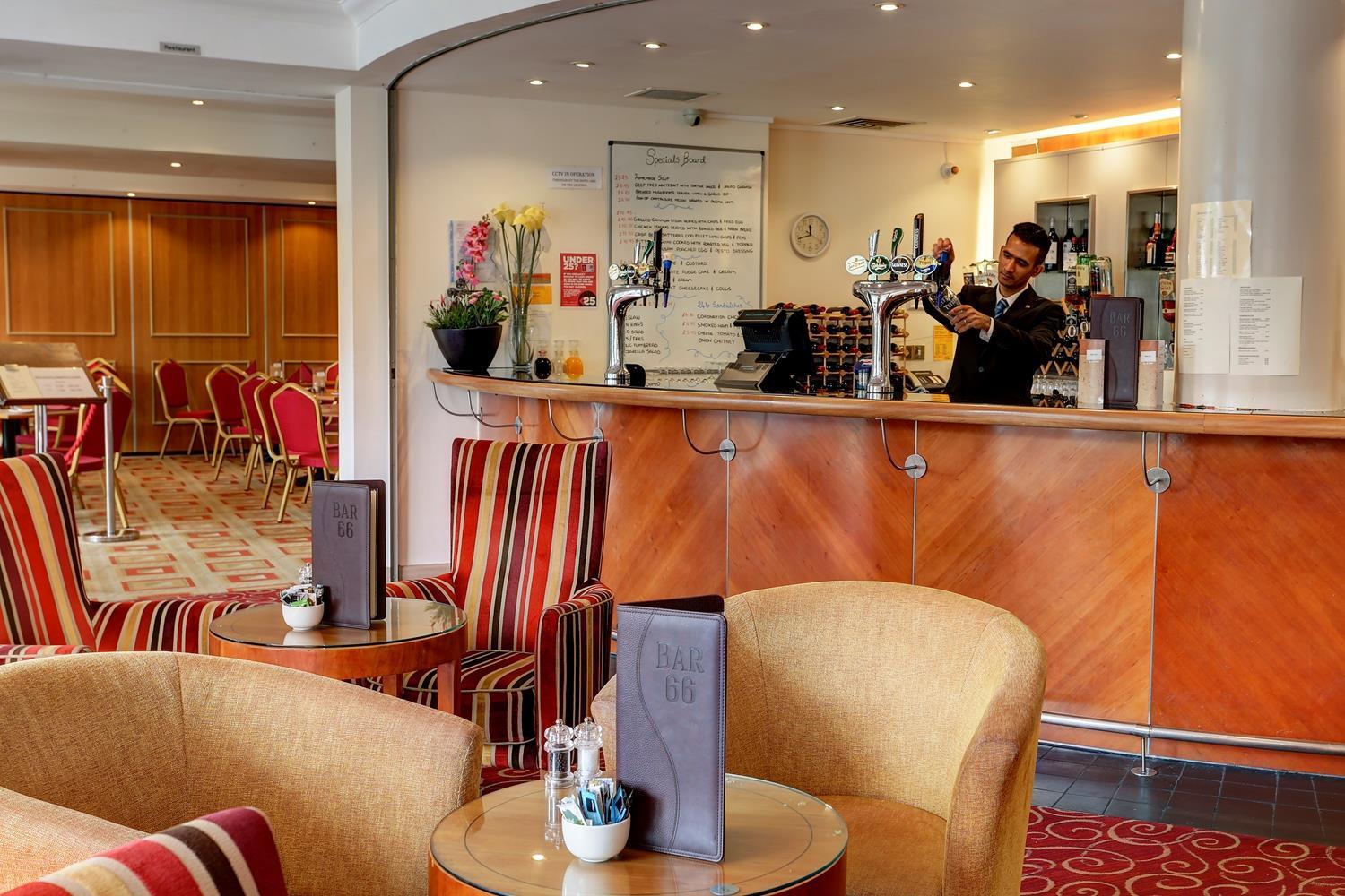 Best Western Homestead Court Hotel Welwyn Garden City Eksteriør bilde